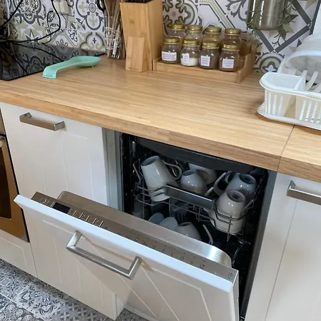 Skylight Et Separe Avec Terrasse Panoramique Avec Vue Et Piscine Privee Cilipi