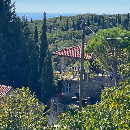 Vila Skylight Et Separe Avec Terrasse Panoramique Avec Vue Et Piscine Privee