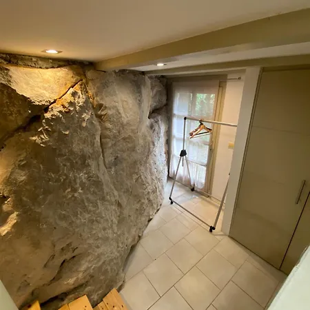 Skylight Et Separe Avec Terrasse Panoramique Avec Vue Et Piscine Privee Villa Čilipi