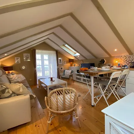 Skylight Et Separe Avec Terrasse Panoramique Avec Vue Et Piscine Privee *